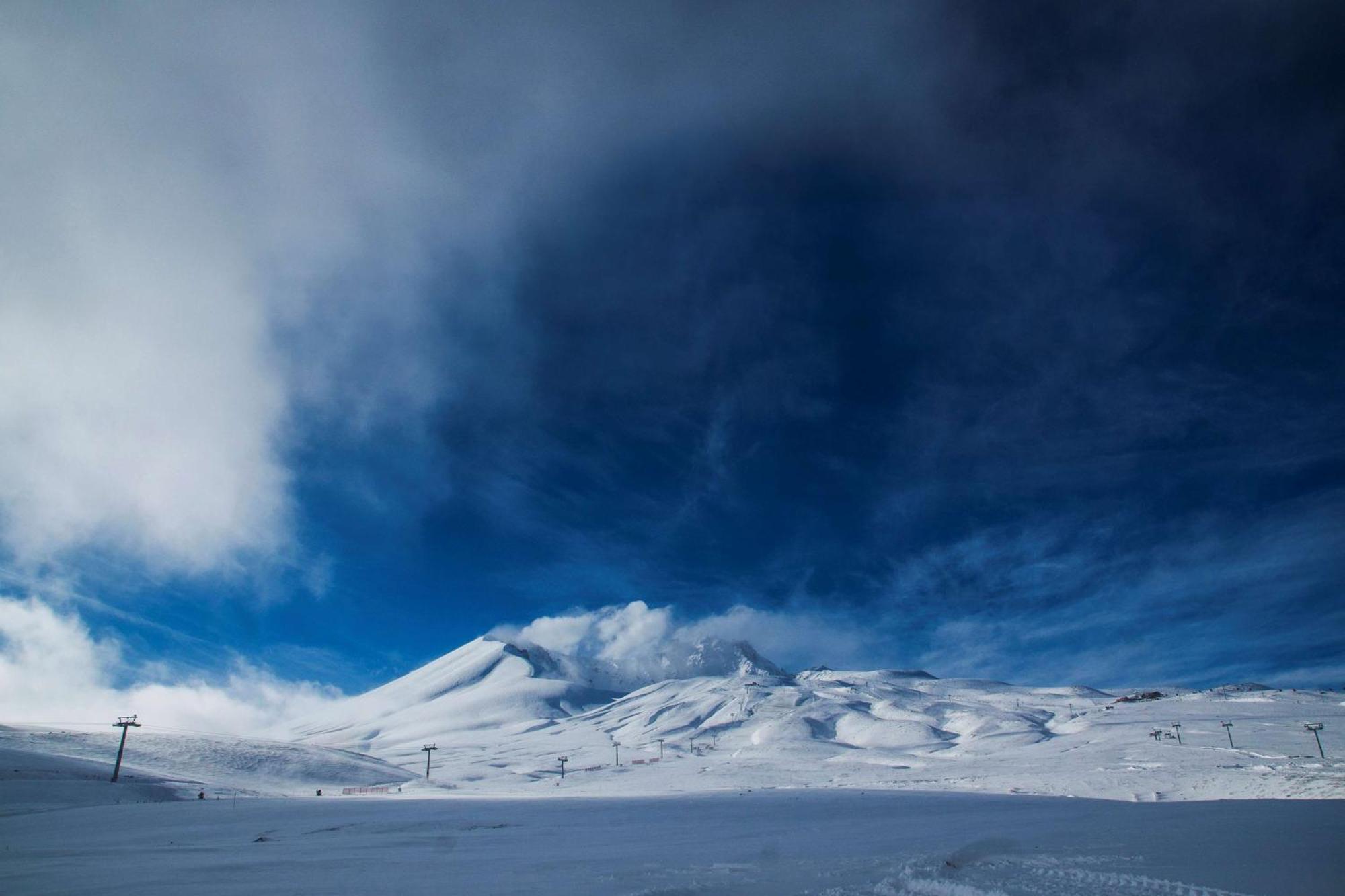 Radisson Blu Hotel, Mount Erciyes Kültér fotó