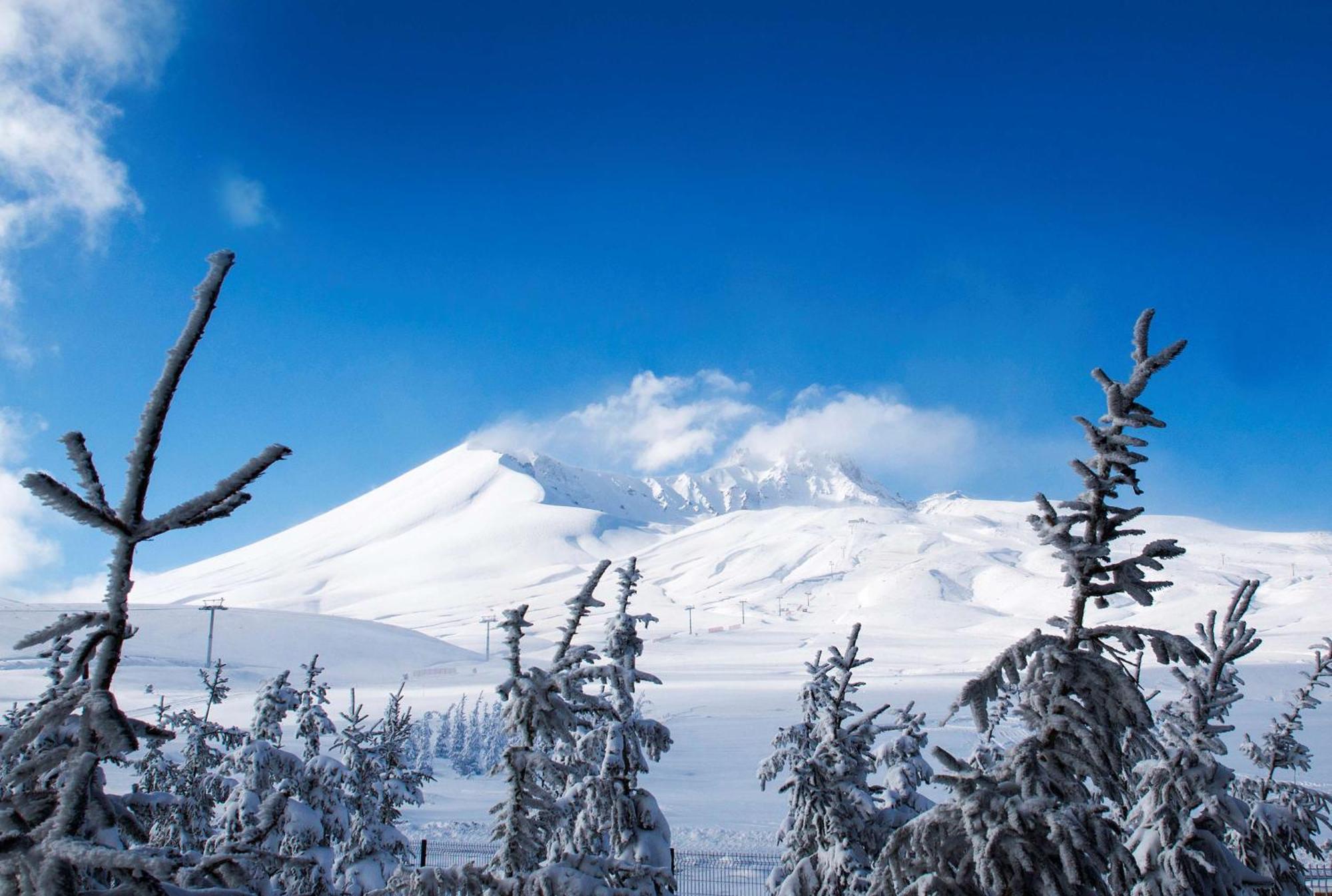 Radisson Blu Hotel, Mount Erciyes Kültér fotó